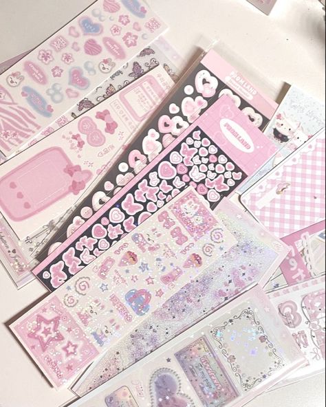 Stationary Aesthetic, Muji Stationery, Kpop Accessories, Pretty School Supplies, Sticker Inspo, Stationery Obsession, Cute Stationary School Supplies, Arte Do Kawaii, Cute School Stationary