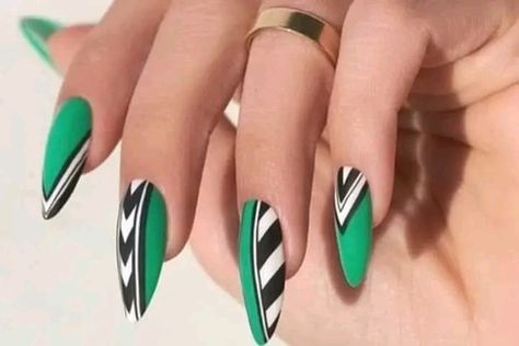 Neon Geometric Nails, Green Geometric Nails, Geometric Nails, Spider Gel, Neon Geometric, Salon Nails, Geometric Nail, How To Do Nails, Toe Nails