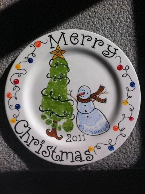 Christmas Footprint Crafts for Kids | HubPages Diy Christmas Plate, Christmas Footprint Crafts, Footprint Crafts, Christmas Plate, Pottery Inspiration, Footprint Art, Handprint Crafts, Easy Christmas Crafts, Christmas Plates