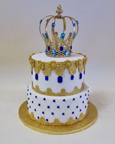 https://flic.kr/p/28CqS82 | Royal Theme 400298 King Theme Cake For Man, Royal Theme Cake, Royal Birthday Cake, Birthday Cake Crown, Royal Blue Cake, Royal Prince Birthday Party, Anniversary Cake With Photo, Husband 40th Birthday, Royal Cakes