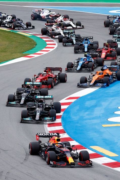 F1 Racing | Formula 1 #f1 #f1racing #formula1 #racing #track #racecars #racecar #racecardriver Gp Mexico, Cars Driving, Red Bull F1, F1 Wallpaper Hd, Cars Racing, Formula 1 Car Racing, F1 Poster, Dirty Air, Formula Racing