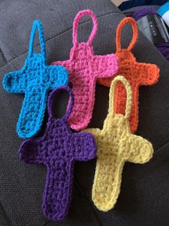 The Perfect Stitch...: Cross Ornament Free Pattern Crochet Cross Applique Free Pattern, Crochet Pocket Cross, Crochet Cross Keychain, Crochet Cross Pattern Free, Christian Crochet Patterns Free, Crochet A Cross, Crocheted Crosses, Crochet Cross Pattern, Crochet Crosses