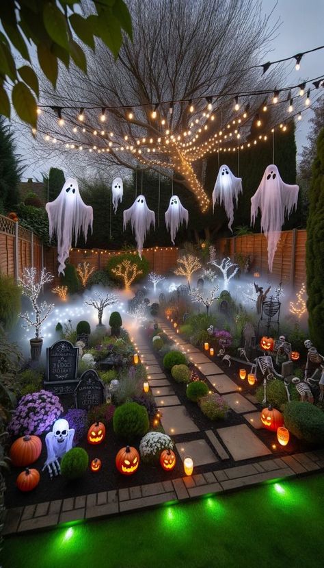 Halloween Driveway Ideas, Halloween Garden Ideas, Halloween Garden Party, Halloween Event Decor, Graveyard Garden, Halloween Backyard, Ghost Graveyard, Halloween Garden Decorations, Graveyard Halloween