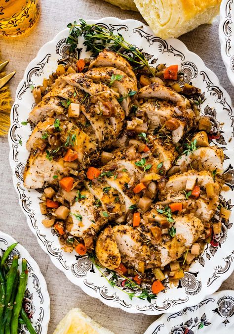 Oven Baked Chicken Breast Recipe (Thanksgiving) - CucinaByElena Thanksgiving Chicken Breast Recipes, Baked Chicken And Veggies, Juicy Chicken Breast Recipes, Chicken Breast Oven Recipes, Oven Baked Chicken Breast, Chicken Breast Dishes, Chicken Breast Oven, Juicy Baked Chicken, Recipe Thanksgiving