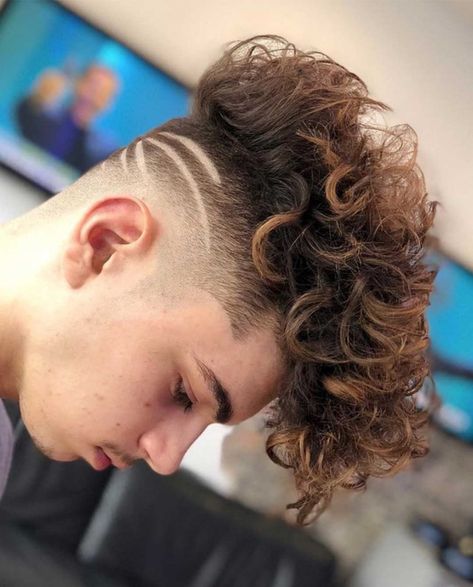 90 Attractive Perm Hairstyles For Guys To Check Out – Fashion Hombre Perm With Fade, Perm Men, Perm Hair Men, Loose Perm, Man Haircuts, Wavy Perm, Perm Hairstyles, Easy Professional Hairstyles, Short Quiff