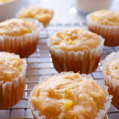 Pineapple Juice Muffins, Crushed Pineapple Muffin Recipes, Pineapple Coconut Muffins Recipes, Pineapple Muffins Recipes, Crushed Pineapple Muffins, Tropical Muffins, Pineapple Coconut Muffins, Coconut Muffin Recipes, Pineapple Muffins