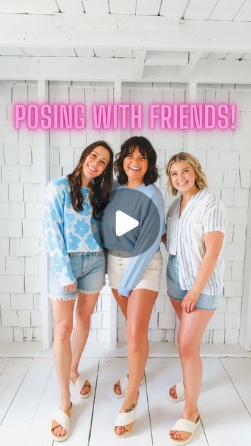 Jaimie Schnacky • Posing Coach! 📸 on Instagram: "Key points: 🪄 MOVE, laugh, have fun, & make sure the photographer is rapid-firing shots! 📸  #PosingLessons #HowToPose #HelpWithPosing #PosingWithFriends #Pose #PosingTips #HaveFun #Friendship #PoseForTheCamera" How To Stand In Group Pictures, Posing In Group Photos, Two Person Poses Friends, Group Standing Pose, Trio Bestie Poses, Picture Poses For 3 Friends, How To Pose For Group Pictures, Posing For Group Pictures, How To Pose In Group Pictures