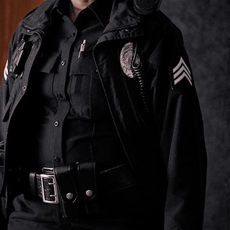 Police Aesthetic Uniform, Nypd Aesthetic, Bully Book, Fbi Aesthetic, Fiction Aesthetic, Job Aesthetic, Cop Uniform, Detective Aesthetic, Military Aesthetic