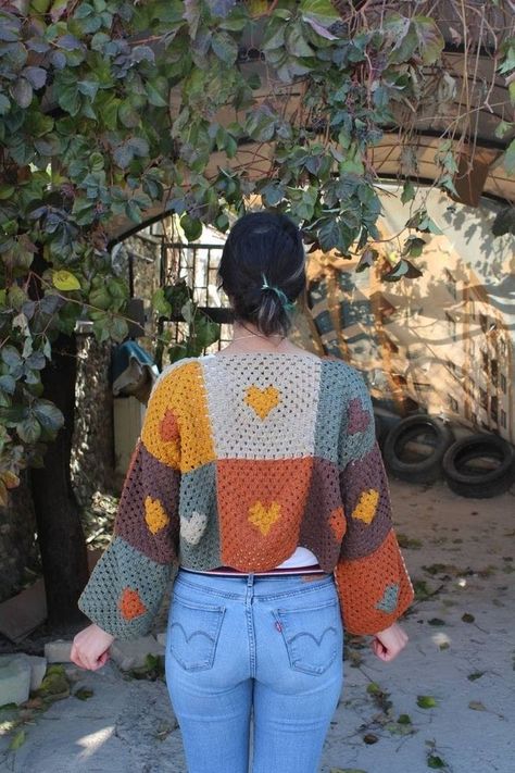 Afghan Sweater, Granny Square Cardigan, Square Cardigan, Boho Mode, Patchwork Cardigan, Cardigan Pattern, Crochet Cardigan, Crochet Fashion, Crochet Sweater