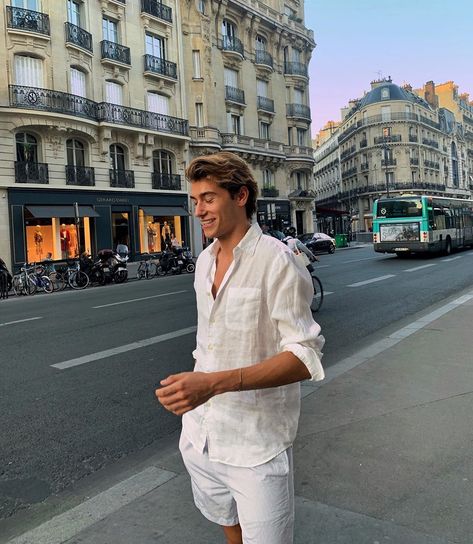 Nathan Graff 🌞 on Instagram: “Summer evenings” Old Money Aesthetic Summer Outfit Men, Menswear Summer, Greece Men Aesthetic, European Men’s Fashion Aesthetic, Old Money Aesthetic Men Summer, Men’s Old Money Style Summer Outfits, Vacation Outfits Men, European Men, Boyfriend Outfit