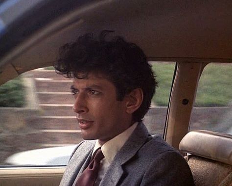 Young Jeff Goldblum, Dr Ian, Jeff Goldblum, Hearts Girl, Brown Shoe, Pretty Men, Celebrity Crush, Actors & Actresses, Pretty People