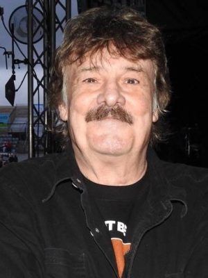 HAPPY 74th BIRTHDAY to BURTON CUMMINGS!! 12/31/21 Born Burton Lorne Cummings, Canadian musician, singer, and songwriter from Winnipeg, Manitoba. He is best known for leading The Guess Who during that band's most successful period from 1966 to 1975, and for a lengthy solo career. Happy 74th Birthday, Burton Cummings, 74th Birthday, The Guess Who, Winnipeg Manitoba, Guess Who, Celebrity News, Songwriting, Musician