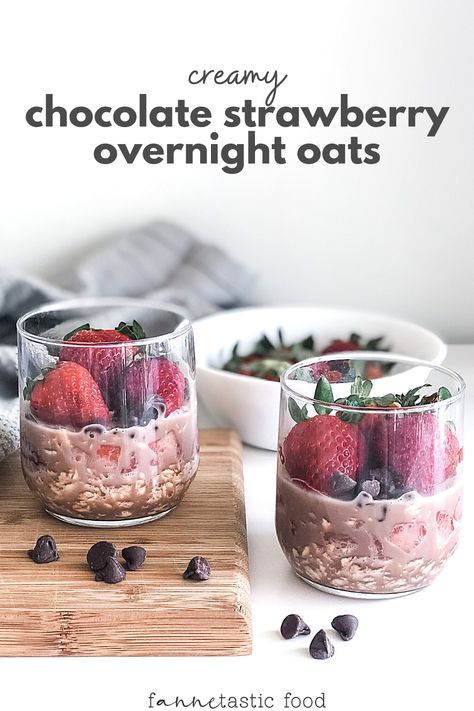 Chocolate Strawberry Overnight Oats - fANNEtastic food Strawberry Overnight Oats Healthy, Overnight Oats Strawberry, Chocolate Strawberry Overnight Oats, Oats Strawberry, Strawberry Overnight Oats, Strawberry Nutella, Protein Overnight Oats, Overnight Oatmeal Recipes, Overnight Breakfast