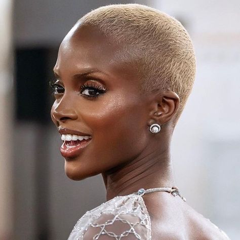 MADISIN on Instagram: "February Snaps 📸🫰🏾" Short Hair Styles On Black Women, Bald Head Black Women, Madisin Rian, Bald Fade Women Black, Blonde Black Women, Bald Black Women, Blonde Pixie Haircut Black Women, Pixie Haircut Black Women, Blonde Twa