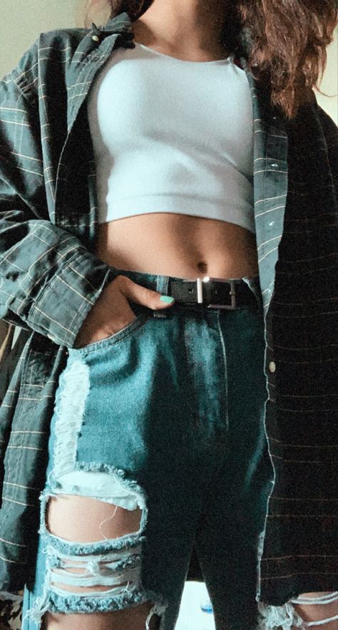 Grunge, flannel, thrift shopping, Flannel Crop Top Outfit, Grunge Thrift, Thrift Outfit, Flannel Crop Top, Crop Top Outfit, Grunge Flannel, Slay Outfits, Clothing Aesthetic, Green Flannel