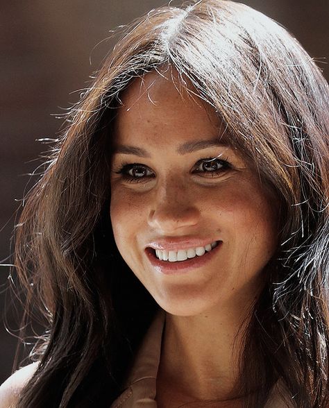 Meghan Markle Smile, Kate Middleton Christmas, Megan Harry, Trevor Engelson, Meghan Markle Pregnant, Meghan Markle Latest, Meghan Markle Harry, Nottingham Cottage, Meghan Markle Suits