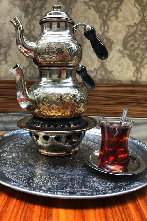 Arabian Party, Vintage Crockery, Turkish Tea, Tea Culture, Chocolate Tea, Chocolate Pots, Tea Accessories, Tea Cup Saucer, Fun Drinks