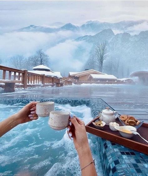 Honeymoon Vibes, Winter Cabin, The Windy City, Dream Travel Destinations, Beautiful Places In The World, Ski Trip, Winter Aesthetic, Beautiful Places To Travel, Travel Inspo