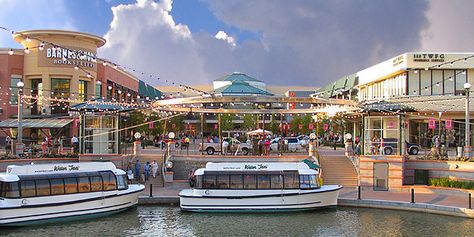 The Woodlands, Texas Houston Travel, The Woodlands Texas, Texas Places, Best Places To Shop, Areas Verdes, Places To Shop, Texas Travel, The Woodlands, Amazing Travel Destinations