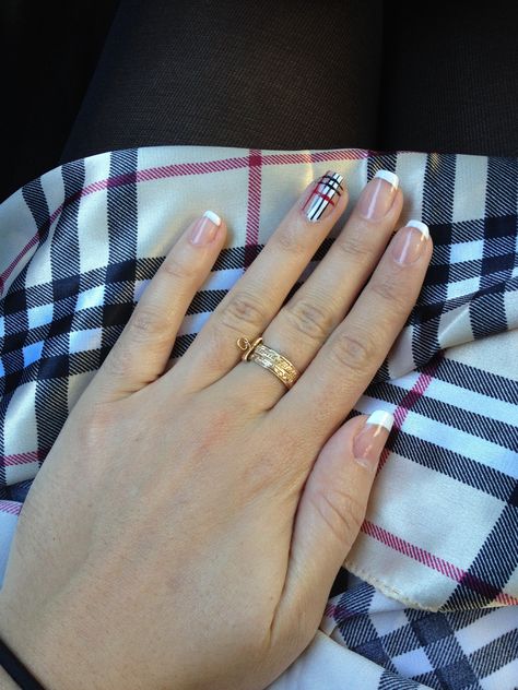 Burberry nails Burberry Nails Short, Burberry Nails, Plaid Nails, Short Square Acrylic Nails, Pretty Gel Nails, Spring Nail Art, Picture Day, Spring Nail, Square Acrylic Nails