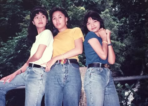 Filipino Summer Outfits, 70s Fashion Philippines, Batang 90s Outfit, 90s Filipino Outfit, Philippines 2000s, 2000s Filipino Fashion, Filipino 90s Fashion, 70s Philippines, Filipino Y2k