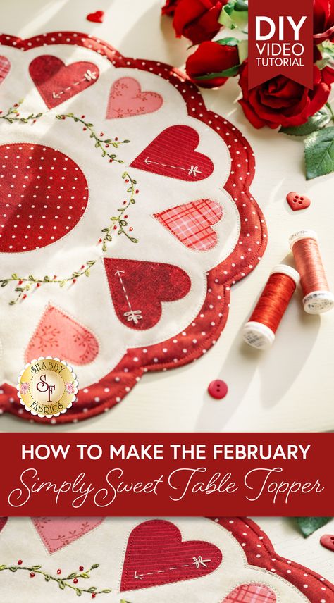 Valentine Table Runner Pattern Free, Valentines Runner, Dresden Plate Patterns, Table Topper Patterns, Heart Quilt Pattern, Holiday Table Runner, Free Pattern Download, Diy Valentines Decorations, Quilted Table Toppers