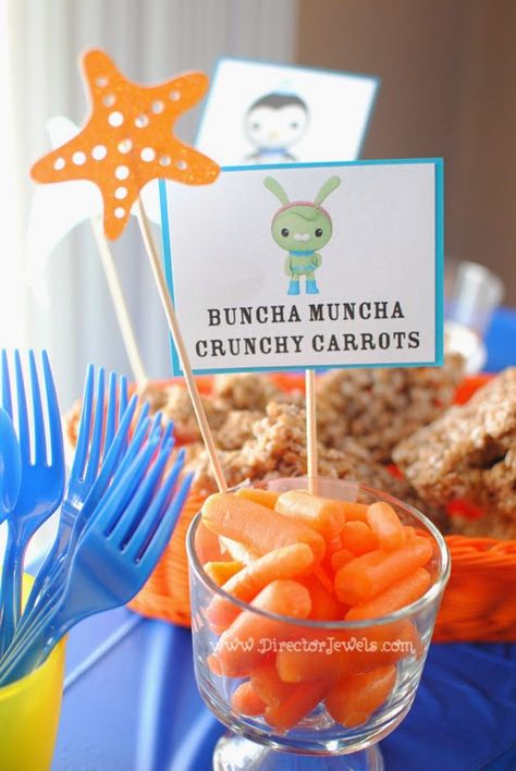 Octonauts Birthday Party Food Ideas | Tweak's Buncha Muncha Crunchy Carrots | Under the Sea Party at directorjewels.com Octonauts Party Ideas, Octonauts Birthday Party Food, Birthday Party Food Ideas, Octonauts Cake, Party Food Signs, Octonauts Birthday Party, Octonauts Party, Party Food Ideas, Food Signs