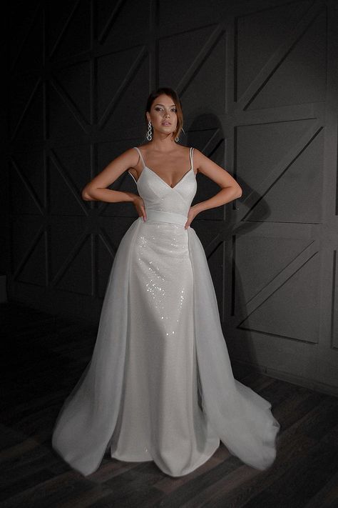 2 in 1 Wedding Dress LI305 with Detachable Skirt Detachable Tulle Skirt, 2 In 1 Wedding Dress, Olivia Bottega, Detachable Skirt, Wedding Dress Sequin, Fit And Flare Wedding Dress, Designer Bridal Gowns, 21st Dresses, Light Ivory