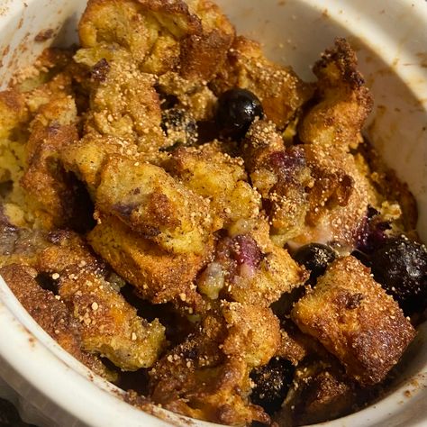 AIR FRYER FRENCH TOAST BAKE Mini French Toast, Air Fryer French Toast, Blueberry Topping, Blueberry Cobbler, Zucchini Fritters, Cashew Milk, French Toast Bake, In A Mug, Frozen Blueberries