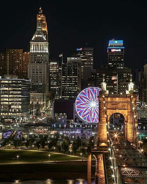 Cincinnati Ohio 2018 ❣ Cincinnati Ohio Skyline, Things To Do In Cincinnati Ohio, Cincinnati Ohio Aesthetic, Cincinnati Aesthetic, Nyc Background, Ohio Cincinnati, Coney Island Amusement Park, Life In Usa, City View Night