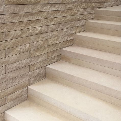 auberge limestone split face monolithic stairs Limestone Stairs, Limestone Steps, Limestone Cladding, Limestone Block, Limestone Pavers, Staircase Outdoor, Stair Design, Knee Wall, Ceiling Finishes