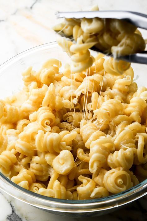 Mozzarella Cheese Pasta Mozzarella Mac And Cheese Easy, Mac And Cheese Mozzarella, Mozzarella Recipes Pasta, Pasta Recipes Mozzarella, Pasta And Mozzarella Recipes, Mozzarella Noodles, Mozerella Pasta, Mozzarella Pasta Recipes, Recipes Using Mozzarella Cheese