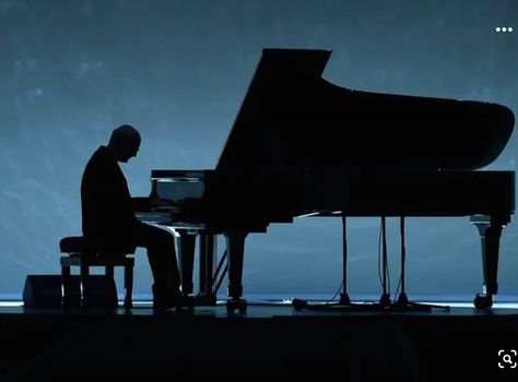 Ludovico Einaudi, Joe Hisaishi, Tv Program, Blues Music, Music Aesthetic, The Piano, Funny Art, Blue Aesthetic, Classical Music