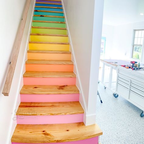 Reveal: Rainbow Painted Stairs! – Laura Evangeline Black Painted Stairs, Painted Stair Risers, Wallpaper Stairs, Painted Staircases, White Stairs, Staircase Runner, Diy Gallery Wall, Dark Paint Colors, Stairs Ideas