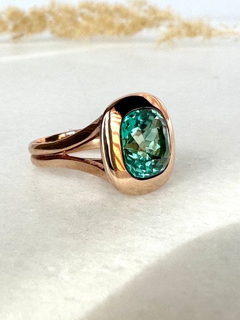 Aquamarine wedding ring