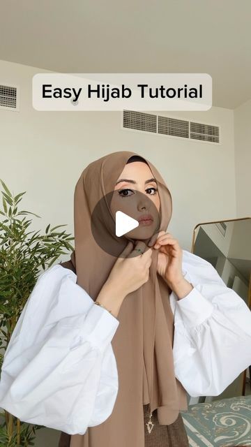 Betul Onugoren Seedat on Instagram: "The most asked Hijab tutorial. Easy peasy and yet so stylish 😍🤍. Ok so my magnet pin and scarf is from @valenci_collection and my dress is from @betul_fit_boutique we have it black, brown and beige. The shirt is attached to the dress and it comes with a belt. Perfect for the winter! 

#hijabtutorial #muslim #fyp #viral #hijabi" Easy Hijab Tutorial, Beige Hijab, Brown Hijab, Simple Hijab Tutorial, Simple Hijab, Stylish Hijab, Hijab Pins, Hijabi Aesthetic, Brown And Beige