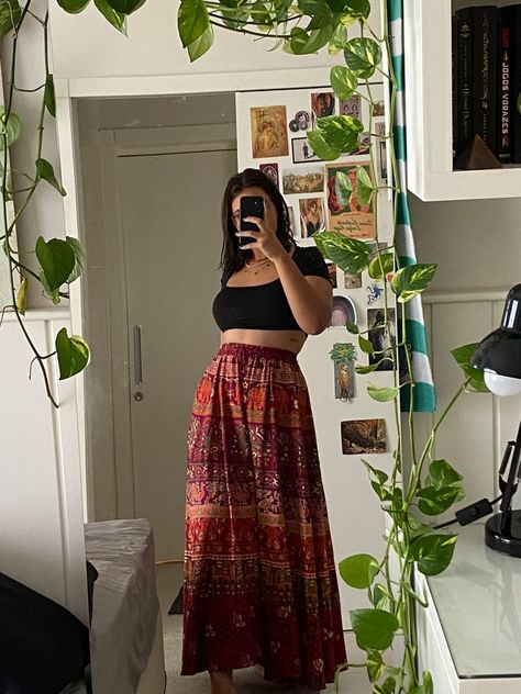 indian skirt fashion midsize outfit inspo hippie hippiestyle hippieskirt longskirt Summer Fits For Medium Size, Boho Outfit Midsize, Medium Size Fashion Aesthetic, Skirts On Midsize, Lookbook Outfits Midsize, Cute Outfit Inspo Midsize, Midsize Greece Outfits, Cute Outfit Midsize, Mid Size Indian Outfits