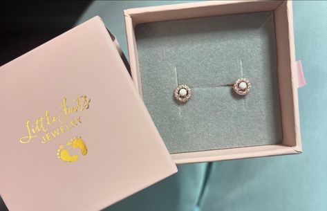 Are you team Rose Gold or Silver?! ✨ Personally, I’ve always loved Rose Gold but Silver is such a staple piece that goes with everything! Which is your fav? Featured is The 3mm Halo Studs with Breastmilk Inclusion & Sparkle ✨ https://littlefootsjewelry.com/product/breastmilk-earrings/ #breastmilkjewelry #rosegold #sterlingsilverjewelry #sterlingsilver #rosegoldjewelry #jewelrymaking #smallbusiness #smallbizlife #shopsmall #christmas #christmasgifts #momlife #mama #newbornphotography #... Breastmilk Earrings, Breastmilk Jewelry, Foot Jewelry, Rose Gold Jewelry, Breast Milk, Staple Pieces, Small Shop, Newborn Photography, Sterling Silver Jewelry