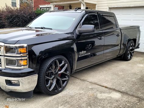 Black 2014 silverado LT Crew Cab 5.3L Texas Edition Chevrolet Silverado 2015, 2014 Chevy Silverado, 2014 Silverado, Texas Edition, 2014 Chevy, Chevy Silverado, Crew Cab, Chevrolet Silverado, The Beast