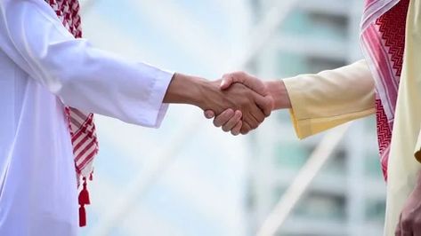 Men Shaking Hands, Shake Hand, Kingdom Of Bahrain, Hand Shake, International Bank, Muslim Culture, Shaking Hands, Trade Finance, Internship Program