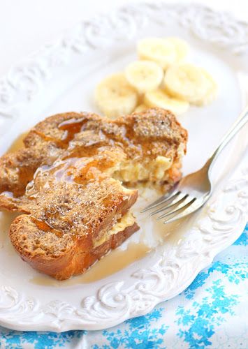 Banana Stuffed French Toast Banana Stuffed French Toast, The Girl Who Ate Everything, Banana French Toast, Stuffed French Toast, Toast Recipes, Easy Family Meals, The Girl Who, Bananas, Breakfast Brunch