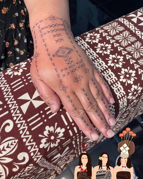 Tualima Tattoo, Samoan Hand Tattoos For Women, Hand Malu Tattoo, Samoa Tattoo, Polynesian Hand Tattoos For Women, Samoan Tattoos, Samoan Hand Tattoo Women, Samoan Hand Tattoo, Samoan Hand Malu