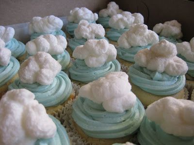 A Cake Story: Airplanes in the Skies Sky Themed Food, Airplane Cakes, Marshmallow Clouds, Airplane Cupcakes, Cloud Baby Shower Theme, Airplane Cookies, Plane Party, Cloud Cupcakes, Airplane Cake