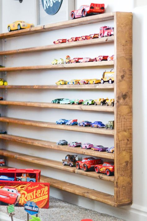 Diy Hot Wheels Storage, Hot Wheels Shelf, Toy Car Display, Diy Toys Car, Hot Wheels Storage, Hot Wheels Room, Toy Car Storage, Cave Basement, Hot Wheels Display