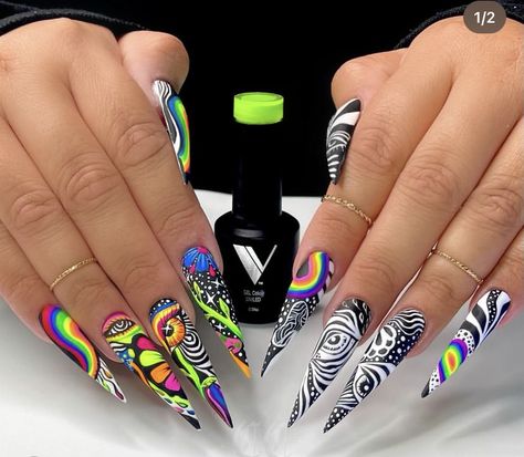 Edc Nails, Rave Nails, Crazy Nail Designs, Crazy Nail Art, Cute Halloween Nails, Hippie Nails, Claw Nails, Stiletto Nails Designs, Crazy Nails