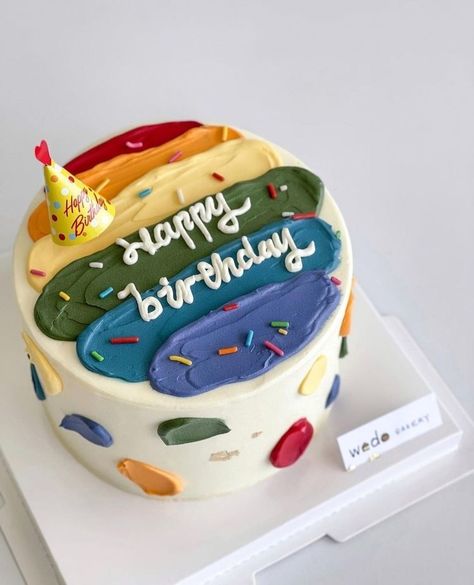 Bento Cake Design Ideas, Bento Cake Cute, Bento Cake Designs, Funny Bento Cake, Funny Cake Designs, Chinese Birthday Cake, Mini Bento Cake, Bento Cake Design Birthday, Bento Cake Aesthetic