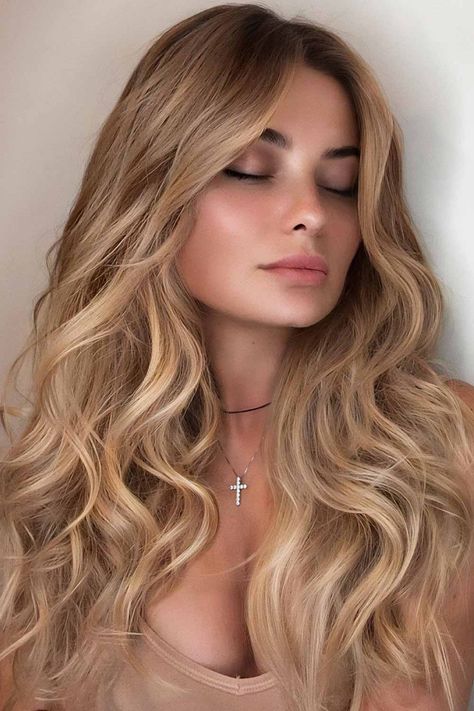 35 Honey Blonde Hair Style Ideas to Try Hairstyle Cornrows, Today Hairstyles, Dirty Blonde Hair Color Ideas, Warm Blonde Hair, Perfect Blonde Hair, Honey Blonde Hair Color, Honey Hair Color, Beige Hair, Honey Blonde Hair