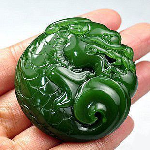 Bijoux Art Nouveau, Jade Dragon, Gemstone Art, Wax Carving, Mobile Art, Chinese Jade, Cover Art Design, Dragon Jewelry, Ancient Jewelry