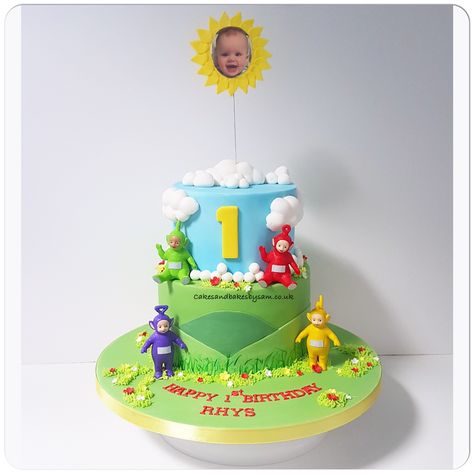 Teletubbies 1st Birthday Cake, Teletubby Birthday Cake, Tellytubbies Cake, Teletubbies 1st Birthday, Teletubbies Party Ideas, Teletubbies Birthday Party, Teletubbies Cake, Teletubbies Birthday, Second Birthday Cakes