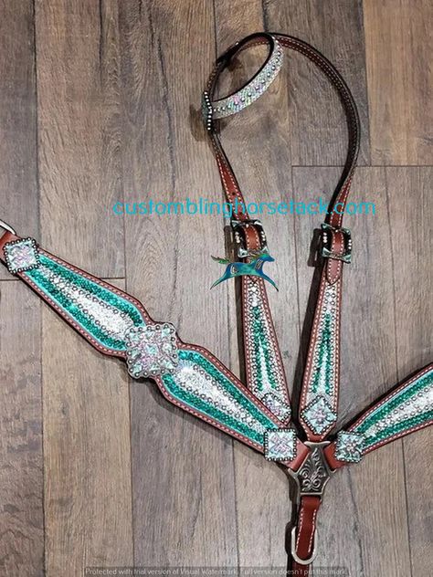 Turquoise  & Clear Crystal Bridle Breast Collar Set~   Turquoise & Clear Crystals on Both Bridle & Breastcollar.   Huge  Conchos~ Standard Horse Sized Sparkly Horse Tack, Western Horse Tack Turquoise, Western Riding Tack, Bling Tack Sets, Workout Recipes, Barrel Racing Tack Sets, Barrel Racing Tack Rodeo, Bling Horse Tack, Cowgirl Things